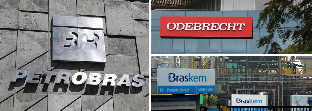 A Petrobras foi informada sobre tratativas entre Odebrecht e LyondellBasell envolvendo a venda da fatia da empreiteira na Braskem e que, caso a negociação seja finalizada com êxito, irá avaliar o exercício de direitos previsto no Acordo de Acionistas da Braskem; Odebrecht tem 38,3% da Braskem, ou 50,1% do capital com direito a votos, enquanto a Petrobras tem uma participação total de 36,1%, ou 47% das ações com direito a voto
