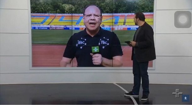 A cobertura do treino da seleção brasileira feita pelo comentarista esportivo Cid Ramos e pelo repórter cinematográfico Weuler Gomes na tarde desta segunda-feira (18) ganhou destaque no Jornal da Cultura 1ª edição, transmitido em rede nacional pela TV Cultura.
O jornal da Cultura 1ª edição é apresentado por Aldo Quiroga e Ana Paula Couto e conta com comentários de Cadu Cortez (Hora do Esporte).