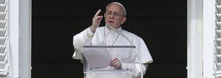 Itália e França tentaram resolver uma disputa sobre imigração, enquanto o papa Francisco pediu que políticos do mundo todo trabalhem em conjunto para ajudar os refugiados e respeitem sua dignidade; o papa Francisco, que fez da defesa dos refugiados uma plataforma de seu papado, repreendeu políticos por não respeitarem a dignidade dos imigrantes e exigiu uma “mudança de mentalidade”