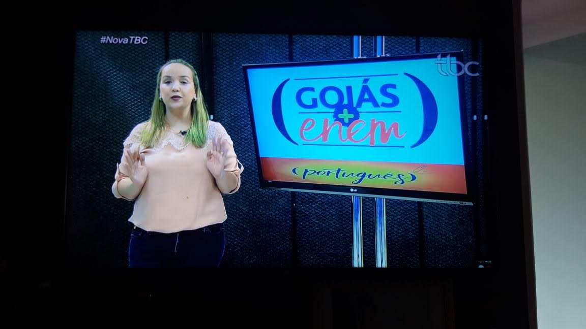Começou no domingo (6) a exibição do Goiás + Enem na TV. Criado pela Secretaria de Educação, Cultura e Esporte (Seduce), em parceria com a Agência Brasil Central (ABC), o programa irá ao ar todo domingo entre 10h30 e 11h, na programação da Nova TV Brasil Central (TBC); o objetivo é reforçar os estudos dos alunos que estão se preparando para o Exame Nacional do Ensino Médio (Enem) utilizando, para isso, um material pedagógico interativo e dinâmico