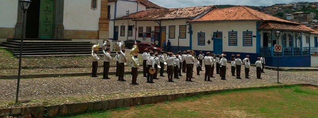 Edital da Lei Estadual de Incentivo à Cultura concedeu R$ 92,3 milhões em incentivos, o maior valor já registrado em toda a história; ela assegura a democratização da cultura no interior, para onde 45% da verba total foi destinada a projetos de proponentes de fora da capital mineira; outro avanço foi a mudança instituída no programa de apoio a viagens