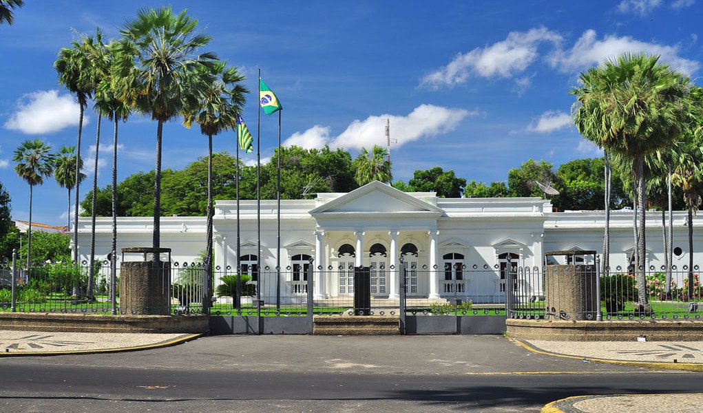 O Governo do Piauí, por meio da Secretaria Estadual da Fazenda (Sefaz) e do Instituto de Assistência e Previdência Privada do Estado do Piauí (Iaspi), apresentou um cronograma de pagamento para atualizar até o mês de agosto os repasses referentes aos planos de saúde Plamta e Iapep Saúde; planejamento foi entregue a rede hospitalar e ao MP