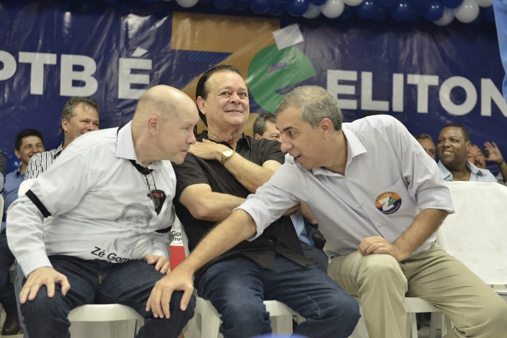 As lideranças e a militância do PTB de Goiás se reuniram neste sábado (14) em Itumbiara, região sul do Estado, para sacramentar o apoio do partido à pré-candidatura do governador José Eliton (PSDB) à reeleição; na presença de Eliton, que participou do Encontro Regional da legenda, os petebistas reafirmaram a parceria programática com a base aliada do governador e do ex-governador Marconi Perillo (PSDB); o encontro também marcou o lançamento da candidatura de Demóstenes Torres ao Senado