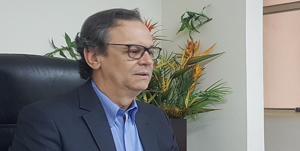 O Governo de Goiás mantem média de 11 dias para responder aos pedidos formulados pelos cidadãos com base na Lei de Acesso à Informação (LAI). Entre 2013 e 2017, o prazo foi reduzido em 50%; legislação determina que o poder público dê resposta aos solicitantes em até 20 dias, prorrogáveis por mais 10 dias, a considerar a complexidade do pedido; ara o controlador-geral do Estado, Tito Souza do Amaral, o tempo médio de 11 dias é altamente satisfatório e atende ao diploma legal