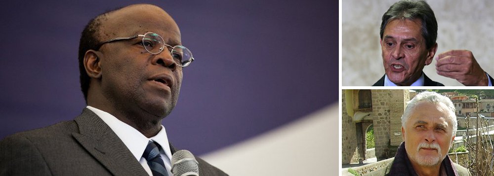 Após lembrar que Joaquim Barbosa comandou o processo apelidado de Mensalão no STF, o colunista Alex Solnik diz que José Genoíno, "preso por ter assinado um documento sem ler, foi preso e mais tarde absolvido, depois de ser exposto à humilhação e execração públicas"; "O principal delator do Mensalão, deputado Roberto Jefferson, que assumiu ter recebido ilegalmente ao menos 4 milhões de reais, corrupto confesso, portanto, passou uma breve temporada na cadeia, saiu e continua na política e no comando do PTB, dando as cartas no governo Temer"