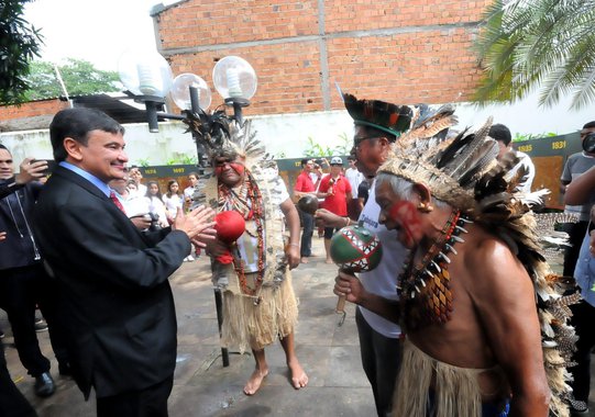 O governador Wellington Dias, na abertura da 16ª Semana dos Povos Indígenas, disse que continuará buscando os meios legais para reconhecer as comunidades indígenas; "Todos precisam saber que no Piauí existe índio. Vamos proporcionar a solução dos problemas e solicitações das tribos, incluindo educação, saúde, geração de renda. Temos acompanhado os litígios de terras e teremos bons resultados"