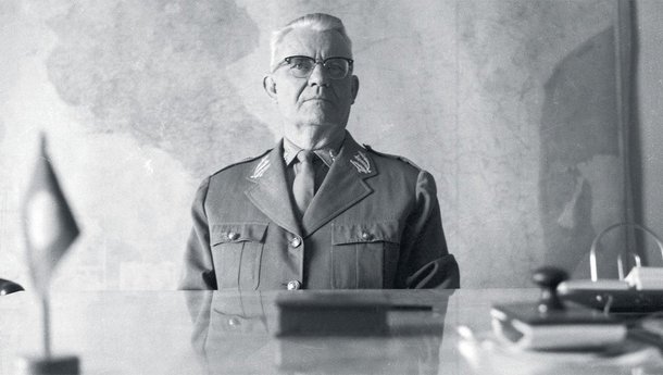 O Site “A Postagem” comenta a divulgação histórica dos documentos da CIA (Agência de Inteligência Americana) feita pelo professor da FGV (Fundação Getúlio Vargas) Matias Specktor. “A importância histórica do documento divulgado pelo arquivo americano, é incontestável e de grande valia para diversas teses defendidas, em que apontava o ditador General Ernesto Geisel, que sucedeu Médici, em 1974, como uma espécie de “inocente útil”; segundo diversos defensores da ditadura, nem houve tortura, nem morte política”, diz o site