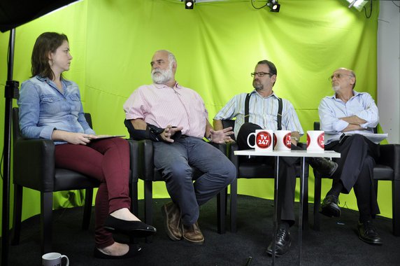 A TV 247 fez nesta semana um programa especial para lembrar os 75 anos do Levante do Gueto de Varsóvia, que aconteceu entre abril e maio de 1943, pouco depois da invasão da Alemanha nazista na Polônia; Na ocasião, um levante organizado principalmente por jovens levou os judeus a morrerem lutando contra o exército alemão. Especialistas da cultura judaica analisam o fato histórico e também temas contemporâneos; Assista a íntegra do programa  