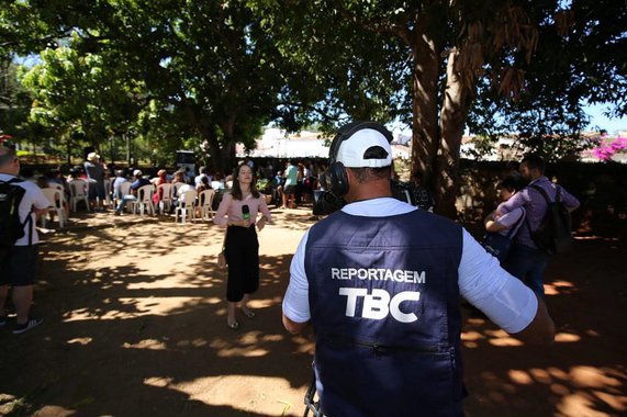 O Festival Internacional de Vídeo e Cinema Ambiental (Fica) contou com cobertura jornalística inédita na edição deste ano; as novas TV Brasil Central (TBC) e Rádio Brasil Central (RBC) estiveram presentes no evento desde o primeiro dia com equipes in loco levando todos os detalhes aos telespectadores e ouvintes do maior festival de cinema ambiental da América Latina; cerca de 20 profissionais das emissoras de rádio e TV foram para a cidade de Goiás; cobertura exclusiva feita pela nova TBC contou com cerca de 50 entradas ao vivo durante a programação da emissora, seja nos boletins de hora em hora ou nos telejornais, além de mais de 10 matérias sobre toda a programação do festival