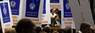 Mudanças implementadas pela Lei 13.467, de "reforma" da legislação trabalhista, só valem a partir da entrada em vigor da legislação, em 11 de novembro de 2017, decidiu nesta quinta-feira (21) o Tribunal Superior do Trabalho (TST); decisão foi tomada pelo pleno do TST, que aprovou a Instrução Normativa 41, sobre aplicação da nova lei