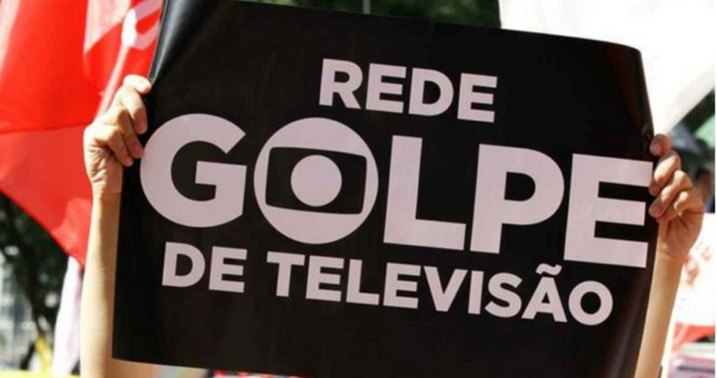 Estado de exceção no qual se encontra o Brasil de outrora (Bra’z’ilatual) parece que alcançou o seu apogeu estratégico com a prisão inconstitucional de Lula, embora ofuscada pela ausência da chibata e das algemas escopofílicas da cena que se imaginara. Os porcos do PIG já podem ser descartados, estão nus em praça pública