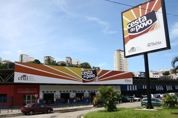A Comissão Especial constituída para conduzir o processo de alienação societária da Empresa Baiana de Alimentos (Ebal) escolheu uma proposta no valor de R$15 milhões para aquisição da empresa; única proposta apresentada foi da NGV Empreendimentos e Participações; a vencedora arremata a participação acionária da Ebal e os fundos de comércio relativos às 49 lojas da Cesta do Povo, além de outros direitos