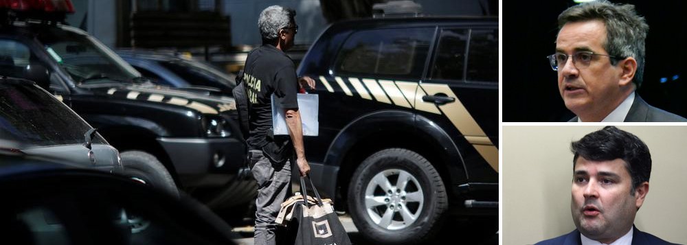 A Polícia Federal realiza na manhã desta terça-feira (24) operação no Congresso Nacional, que tem como alvos o deputado federal Eduardo da Fonte (PP-PE) e o senador Ciro Nogueira (PP-PI), presidente do PP, que traiu a presidente Dilma Rousseff, participou do golpe de 2016, e passou a comandar, na administração de Michel Temer, o ministério da Saúde e a Caixa Econômica Federal; eles são suspeitos da prática de obstrução de Justiça; além dos mandados de busca e apreensão contra os parlamentares, também foi expedido um mandado de prisão contra o ex-deputado Márcio Junqueira, de Roraima