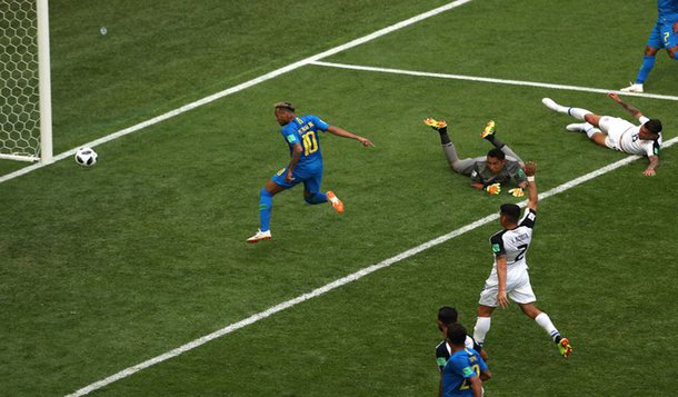 "Nem todos sabem o que passei para chegar até aqui. Falar, até papagaio fala, agora fazer…", disse o atacante da seleção brasileira; "Na minha vida as coisas nunca foram fáceis, não seria agora, né! O sonho continua, sonho não, objetivo"