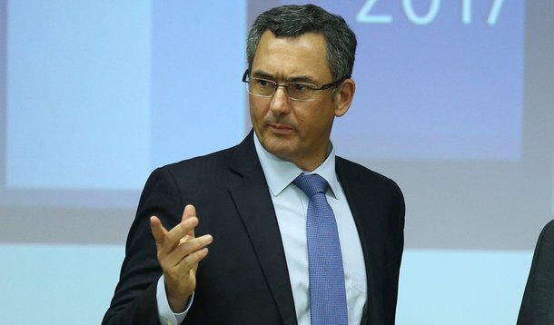 Brasília - O secretário-executivo do Ministério da Fazenda, Eduardo Guardia, e o presidente do TCU, Raimundo Carreiro, durante divulgação do Relatório de Gestão 2017 (Valter Campanato/Agência Brasil)