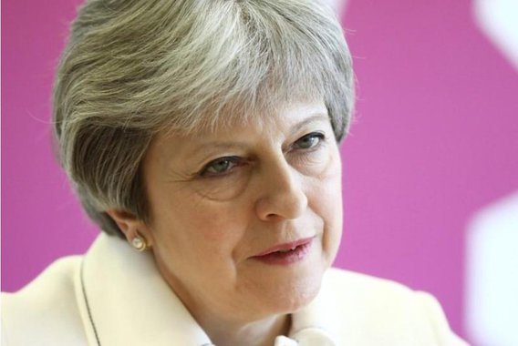 Quem diz é a primeira-ministra britânica, Theresa May; “Nós não fizemos isso porque o presidente Trump nos pediu, nós fizemos porque acreditamos que era a coisa certa a fazer, e não estamos sozinhos. Há amplo apoio internacional para a ação que tomamos”