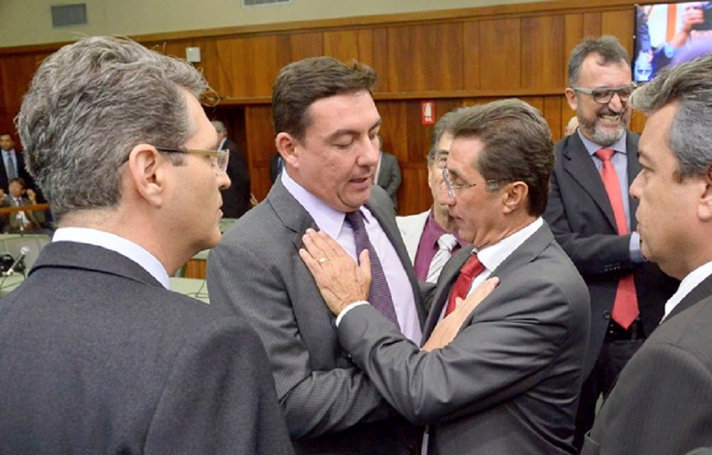 Presidente da Assembleia Legislativa, o deputado José Vitti (PSDB) defende a adoção do chamado “Orçamento Impositivo”; segundo ele, a liberação das verbas parlamentares para bancar obras nos municípios, até o limite de R$ 3 milhões, é uma ferramenta fundamental para a valorização do trabalho de cada um dos deputados
