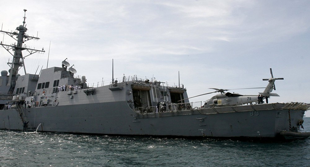 
A China condena a entrada do destróier norte-americano USS Mustin nas águas das ilhas disputadas do mar do Sul da China e apela insistentemente a Washington para pôr fim às ações provocatórias, declarou a porta-voz do Ministério das Relações Exteriores da China, Hua Chunying; "A China apela insistentemente aos EUA para cessarem imediatamente as ações provocatórias, que violam a soberania da China e ameaçam a nossa segurança”, declarou hoje (24) a porta-voz na conta oficial do Ministério na rede social WeChat
