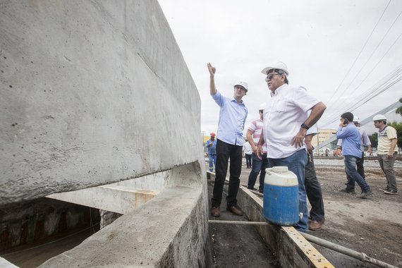 Em visita às obras do Veículo Leve Sobre Trilhos (VLT) de Fortaleza, o governador Camilo Santana (PT) declarou que tem como meta “até junho, colocar o VLT em operação assistida da Parangaba ao Papicu (atualmente já funciona até a Borges de Melo). E, até o fim do ano, colocar em funcionamento até a estação Mucuripe”