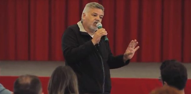 O presidente do Sindicato dos Metalúrgicos do ABC, Wagner Santana, o Wagnão, disse que o julgamento era apenas uma etapa do processo, "deste golpe que estão dando na democracia"; mas, independentemente do resultado, a mobilização vai continuar; "O que esses golpistas precisam entender é que não vai ter arrego"