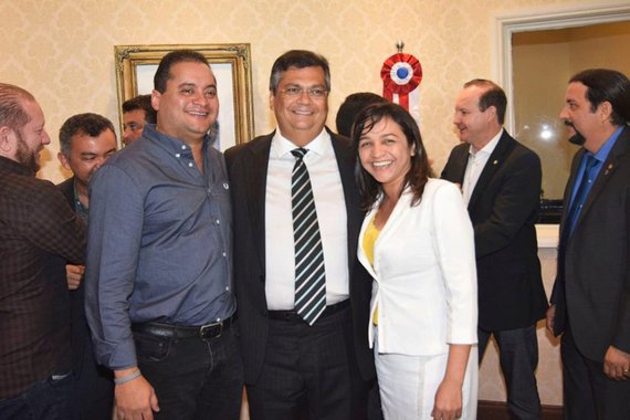 O governador Flávio Dino (PCdoB) definiu que o seu vice-governador será novamente o ex-deputado federal Carlos Brandão (PRB); o deputado federal Weverton Rocha (PDT), que já tinha sido anunciado em 2017, e a também deputada federal Eliziane Gama (PPS), vão disputar as duas vagas ao Senado Federal