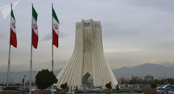 O Corpo da Guarda Revolucionária Islâmica do Irã (IRGC) condenou veementemente um ataque israelense a palestinos que protestavam contra o confisco de terras por Tel Aviv em 1976. A organização declarou que "não poupará esforços" para ajudar os palestinos a restaurar o que alegam ser seu por direito