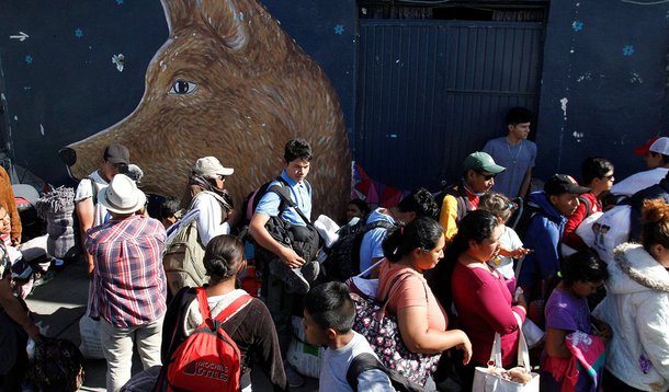Migrantes da América Central que viajam em caravana para os EUA 24/04/2018 REUTERS/Jorge Duene
