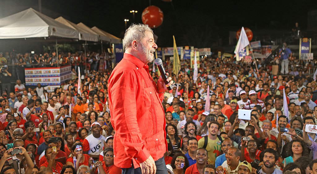 As chances de Lula voltar a ser presidente são reais e a próxima eleição será, de fato, a luta entre o Bem (defensores da independência do Brasil) e o Mal (aqueles que vendem até a mãe aos Estados Unidos). De que lado da história você está?