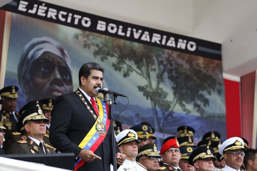 O presidente venezuelano, Nicolás Maduro, alertou neste domingo (24) que o governo dos Estados Unidos está preparando uma agressão ao país a partir da Colômbia