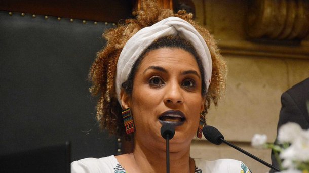 Relatores da ONU afirmaram que consideram alarmante o assassinato da vereadora do Rio Marielle Franco (Psol), que também era ativista dos direitos humanos; “O assassinato de Marielle é alarmante, já que ele tem o objetivo de intimidar todos aqueles que lutam por direitos humanos e pelo Estado de direito no Brasil”, disseram os relatores em comunicado conjunto; segundo o relatores, a execução de Marielle é um sintoma assustador dos atuais níveis de violência no País
