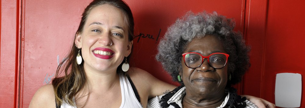 A histórica militante do movimento negro Jupiara Castro, única mulher fundadora do Núcleo de Consciência Negra da Universidade de São Paulo (USP,) participou do programa "Por que Feministas?" e comentou sobre o atual cenário brasileiro; "Nessa situação onde o país encontra-se completamente fechado, temos que pegar pela raiz o anseio da liberdade", destaca; Assista a íntegra da entrevista com Jupiara Castro 