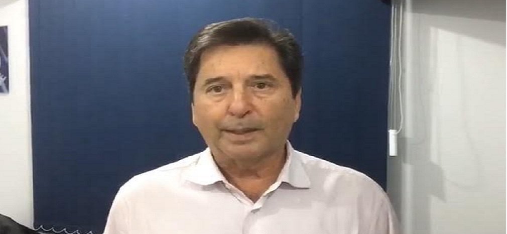 O ex-prefeito Maguito Vilela será o próximo entrevistado do programa Roda de Entrevista, da nova TBC, na terça-feira, às 20h, ao vivo; emedebista promete responder tudo sobre a crise aguda que toma conta do MDB neste ano; Maguito disse que será uma entrevista sem restrições. Vai falar tudo sobre as articulações do partido para a eleição estadual; nesta semana, prefeitos do MDB de cidades importantes, como Rio Verde e Catalão, declararam apoio formal à candidatura do senador Ronaldo Caiado (DEM)