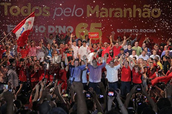 O governador e pré-candidato à reeleição, Flávio Dino (PCdoB), já tem o apoio do PDT, PSB, PT, PPS, DEM, PP, PR, PRB, PTB, PROS, PTC, PEN e Solidariedade; a ex-governadora Roseana Sarney (MDB) conta com o PSD, PV e PMB; alguns candidatos e partidos seguem indefinidos; se nada mudar, Dino terá a maior quantidade de apoiadores; convenções poderão ser feitas de 20 de julho até 5 de agosto