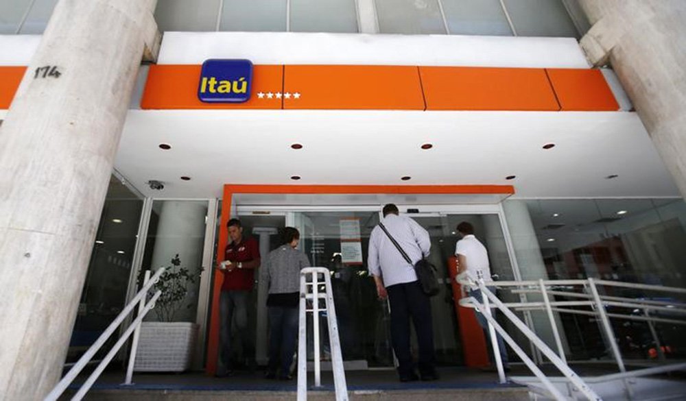 Agência do Itaú no Rio de Janeiro, Brasil 29/1/2014 REUTERS/Sergio Moraes