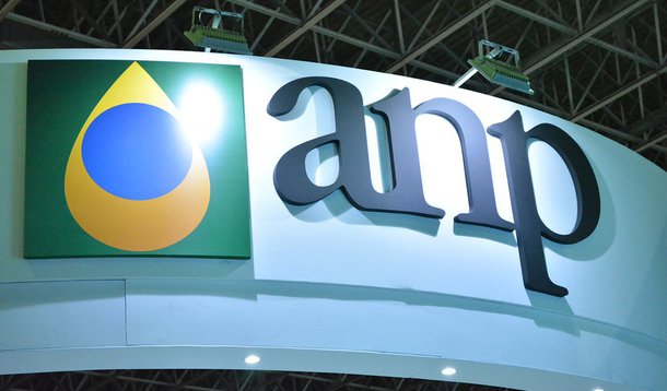 Agência Nacional do Petróleo, Gás Natural e Biocombustíveis (ANP), em decisão favorável à Petrobras, anulou o processo administrativo referente às participações governamentais no Campo de Lula, localizado no pré-sal da Bacia de Santos; Consórcio BM-S-11, formado pela Petrobras (65%), como operadora, em parceria com a Shell Brasil Petróleo (25%) e Petrogal Brasil (10%), recebeu, no último dia 29, decisão da ANP, "pela nulidade do processo administrativo que tinha por escopo recalcular as participações governamentais no referido campo", disse a estatal em nota