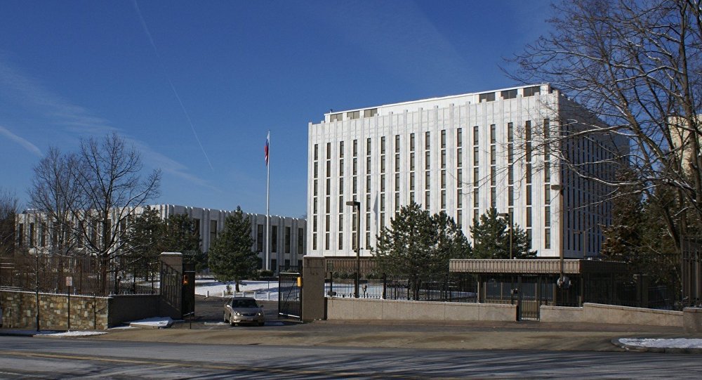 Os EUA e o Reino Unido "muito provavelmente" planejaram com antecedência a expulsão de diplomatas russos, ao usarem o envenenamento do ex-expião russo, Sergei Skripal, como pretexto, afirmou o embaixador russo nos EUA, Anatoly Antonov