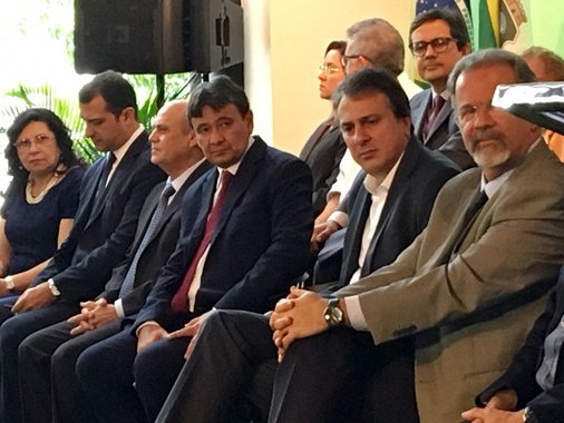 Como ficou acordado durante o encontro de governadores, no dia 6, em Teresina, foi lançado o Centro Integrado de Inteligência de Segurança Pública do Nordeste para combater o crime organizado na região, que funciona em Fortaleza; para o governador Wellington Dias (PT), "É claro que precisamos desses e outros passos, mas a integração de toda a inteligência é o mais importante. É um passo decisivo para o controle da criminalidade e redução da violência"
