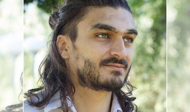 O estudante do curso de Ciências Sociais da Uni­versidade Federal de Goiás [UFG], Mateus Ferreira da Silva, anunciou em sua conta no Facebook, no último sábado (10), a sua filiação ao Partido dos Trabalhadores, com o objetivo de se candidatar a deputado estadual; Mateus ficou internado durante 16 dias no Hospital de Urgências de Goiânia [Hugo] em consequência de um golpe de cassetete que levou do capitão da PM Augusto Sampaio, durante manifestação, ocorrida em Goiânia, em 2017