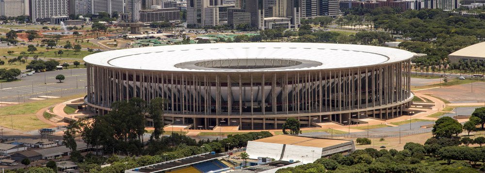 O MPF/DF apresentou três denúncias contra 12 pessoas investigadas no âmbito da Operação Panatenaico; a operação apura irregularidades na reforma do Estádio Nacional de Brasília, tendo como alvo um cartel de empreiteiras que burlaram e fraudaram a licitação da obra; a PF havia indicado um sobrepreço de R$ 559 milhões nas obras, que teria sido criado para compensar os pagamentos das vantagens financeiras indevidas aos agentes públicos, além de majorar o lucro impróprio das empreiteiras