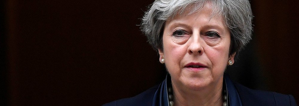 Gary Aitkenhead, que, em Porton Down, é chefe do centro de pesquisa militar da Grã-Bretanha, da primeira-ministra Theresa May, declarou que os especialistas não conseguiram identificar a fonte precisa da substância usada para envenenar o ex-agente russo, Sergei Skripal; "Fomos capazes de identificá-lo como Novichok [A-234], para identificar que era um agente nervoso de nível militar. Nós não identificamos a fonte precisa, mas fornecemos as informações científicas para o governo que usou uma série de outras fontes para juntar as conclusões", afirmou Aitkenhead
