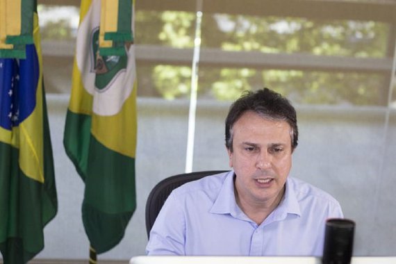 O governador Camilo Santana inaugura hoje (02), as primeiras unidades do Centro Cearense de Idiomas. Nesta manhã o governador inaugura uma unidade em Fortaleza e à tarde, segue para Crateús para entregar uma unidade no município. A criação desses centros foi anunciada em dezembro pelo governador. A previsão é a criação de 11 unidades no Estado