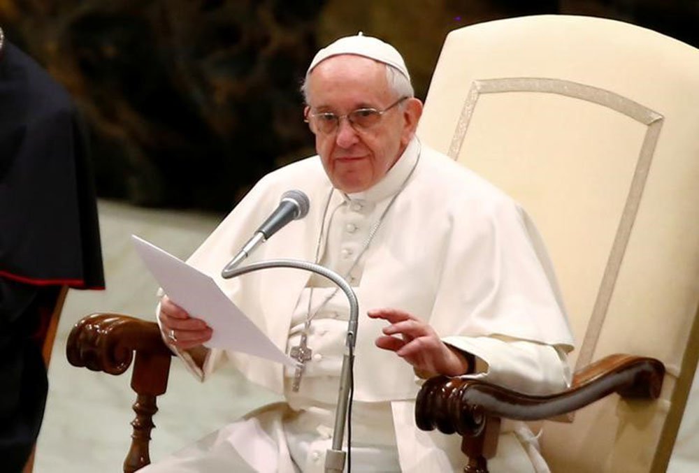 Papa Francisco em audiência no Vaticano. 8/2/2017. REUTERS/Tony Gentile