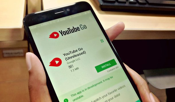 O Google anunciou o lançamento do aplicativo YouTube Go para usuários brasileiros baixarem vídeos do YouTube no celular de forma oficial; plataforma é voltada para mercados com baixa oferta de internet móvel e conta com alguns diferenciais; confira como fazer para assistir vídeos offline a partir de agora
