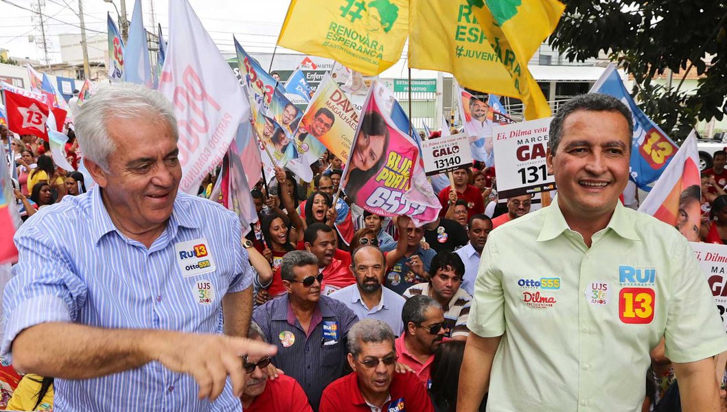 Presidente do PSD na Bahia, o senador Otto Alencar garante que a condenação do ex-presidente Lula senador não terá nenhuma interferência na relação com o governador Rui Costa (PT). Declaração se dá após ameaça do PP e do PR de 'avaliar' a manutenção do apoio a Rui; "Não muda nada, absolutamente nada. Tenho uma relação muito boa, inabalável com o governador Rui Costa", disse Otto