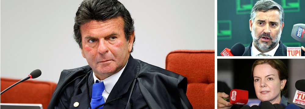 Resolução do TSE, presidido por Luiz Fux, que permite aos candidatos bancarem 100% de suas próprias campanhas, começa a enfrentar resistência; o líder do PT na Câmara, Paulo Pimenta (RS), afirmou que o PT vai questionar a decisão; "Quem tem dinheiro pode tudo?", questionou o deputado; a presidente nacional do PT, senadora Gleisi Hoffmann (PR), classificou a resolução como "um atentado contra a democracia popular"; "Por mais que tentemos, as eleições ainda serão dominadas por quem tem dinheiro?!", indagou; o PSB também vai recorrer ao Supremo contra a nova regra