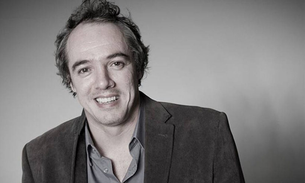 Morreu nesta quinta-feira em Belo Horizonte com diagnóstico de febre amarela o cantor Flávio Henrique Alves, aos 49 anos; ele assumiu a presidência da Empresa Mineira de Comunicação (EMC), responsável pela rádio Inconfidência e pela TV Rede Minas, em 2016