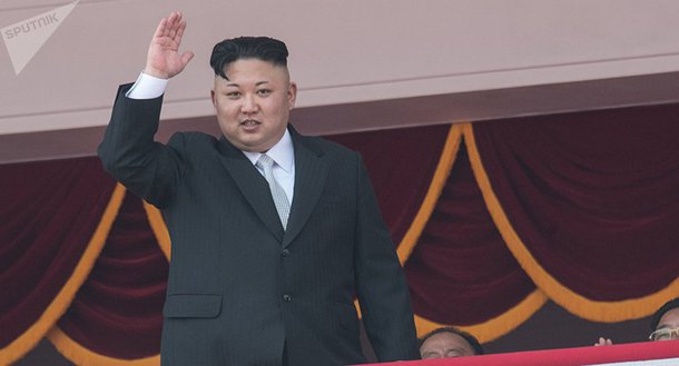 Carta do líder norte-coreano foi entregue ao homólogo sul-coreano pela irmã de Kim Jong-un, que se encontra na Coreia do Sul a propósito dos Jogos Olímpicos; o presidente sul-coreano, Moon Jae-in, de acordo com a Yonhap, respondeu que está pronto para visitar o país vizinho, se forem "criadas condições"; "Façamos por o conseguir, criando as condições necessárias no futuro", disse o presidente, citado pelo comunicado da presidência