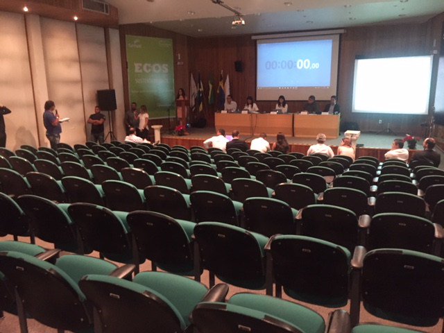 O evento obrigatório ao processo de desestatização das distribuidoras da Eletrobrás, em Porto Velho (RO), promovido pelo BNDES, terminou com os representantes do governo golpista de Michel falando às moscas