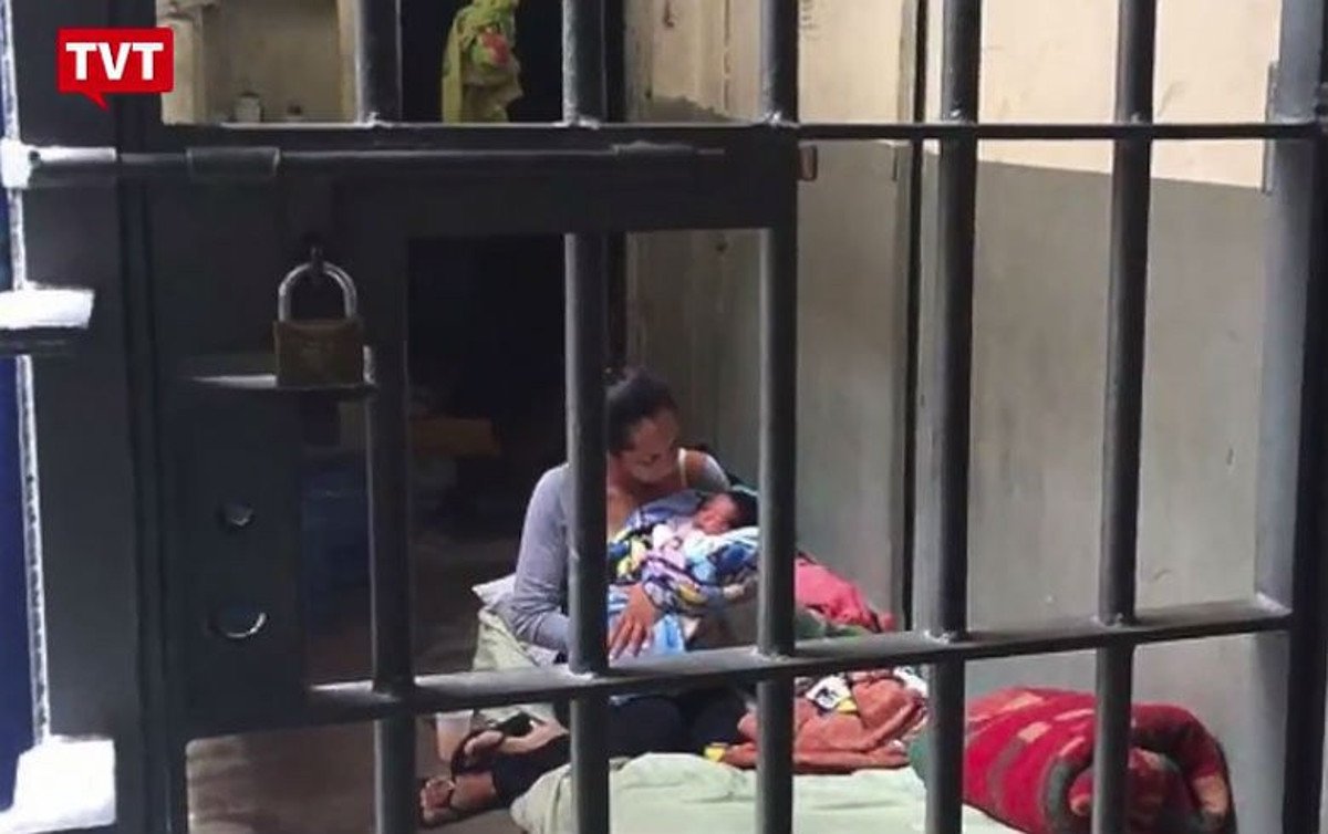 Sem condições mínimas para a sobrevivência nos presídios e sem apoio do Estado para a ressocialização; presas vivem cotidiano de horror, como contaram durante audiência na Câmara Municipal de São Paulo
