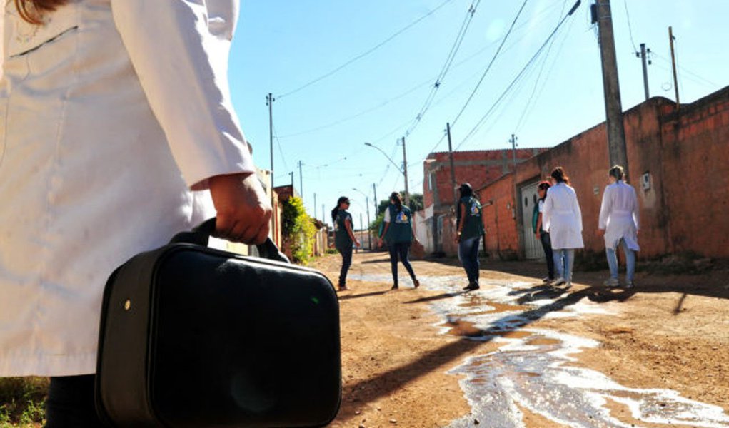 O percentual de domicílios atingidos mais que dobrou em relação a 2016, segundo o secretário de Saúde do Distrito Federal, Humberto Fonseca; o intuito do programa é dar atendimento primário de forma integral ao paciente, deixando as emergências para os pronto-socorros e hospitais